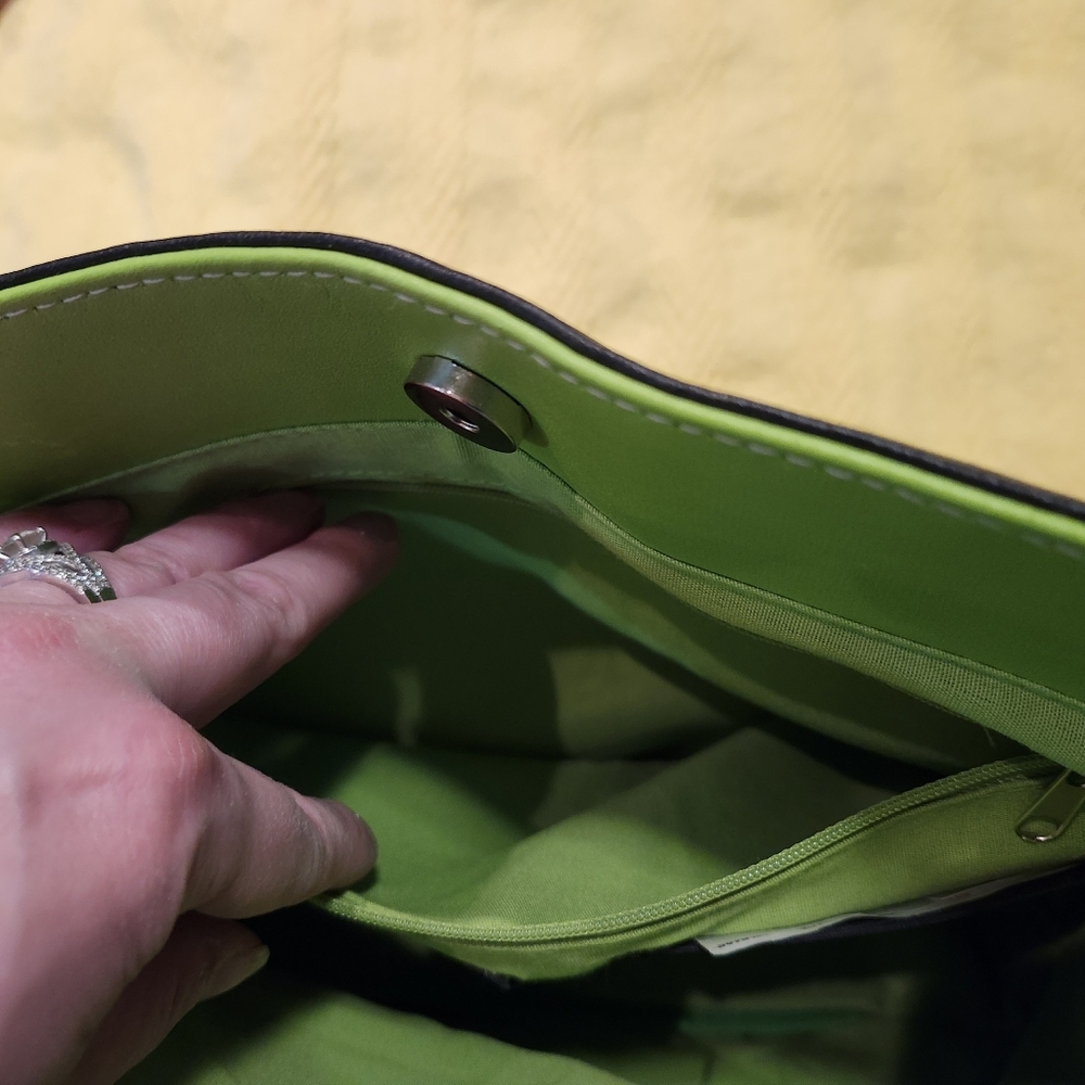 Disney Black and Green Tinker Bell Tote Faux Leather Bag - Picture 5 of 13